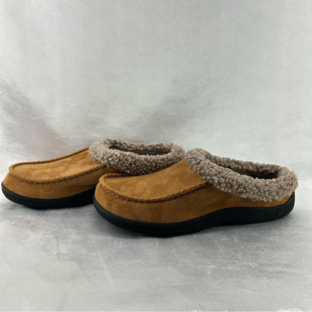 isotoner Memory Foam Slippers Size 9.5-10.5
